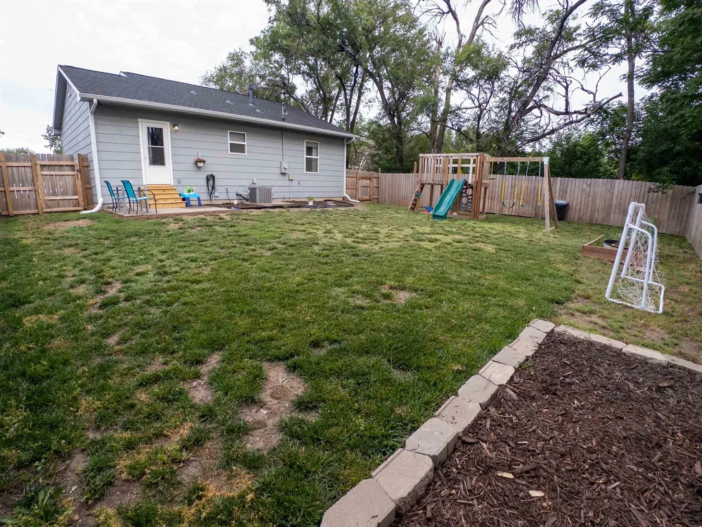 220 N Nevada Court Wichita KS 67212