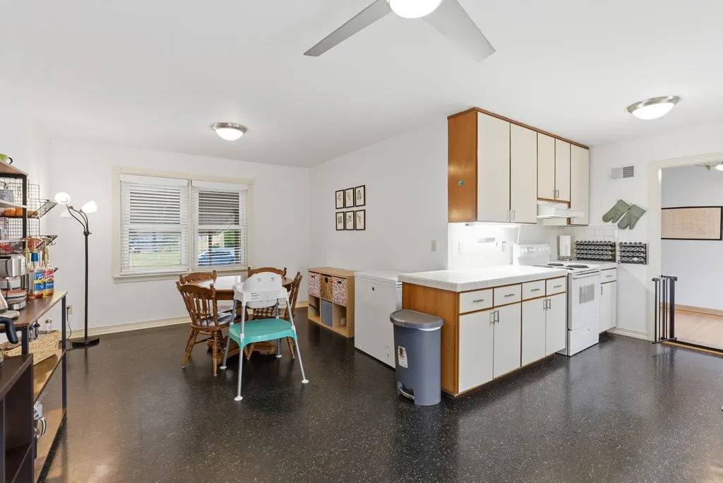 6015 E Zimmerly Street Wichita KS 67218