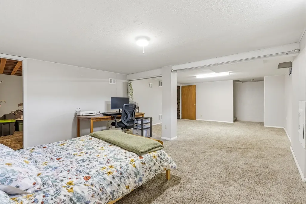 6015 E Zimmerly Street Wichita KS 67218