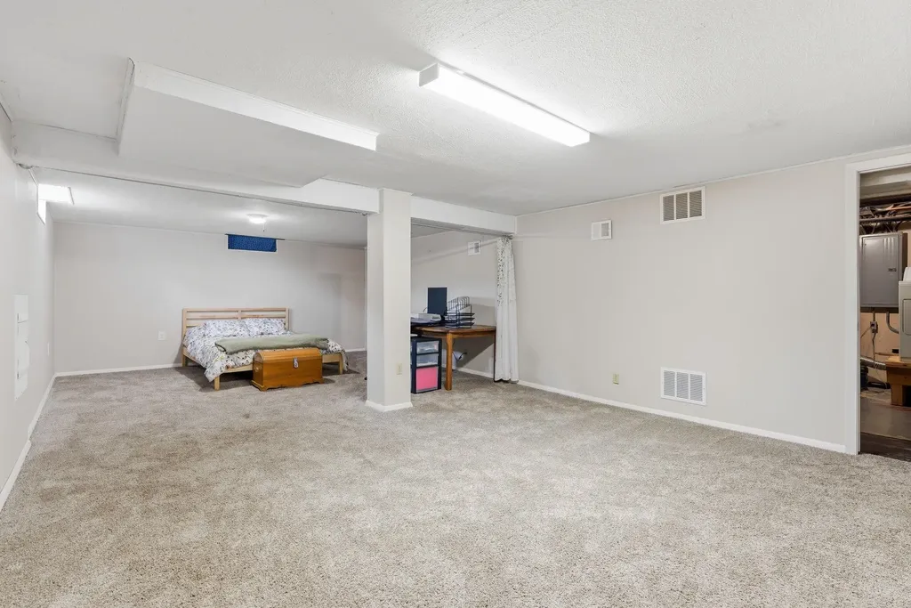 6015 E Zimmerly Street Wichita KS 67218