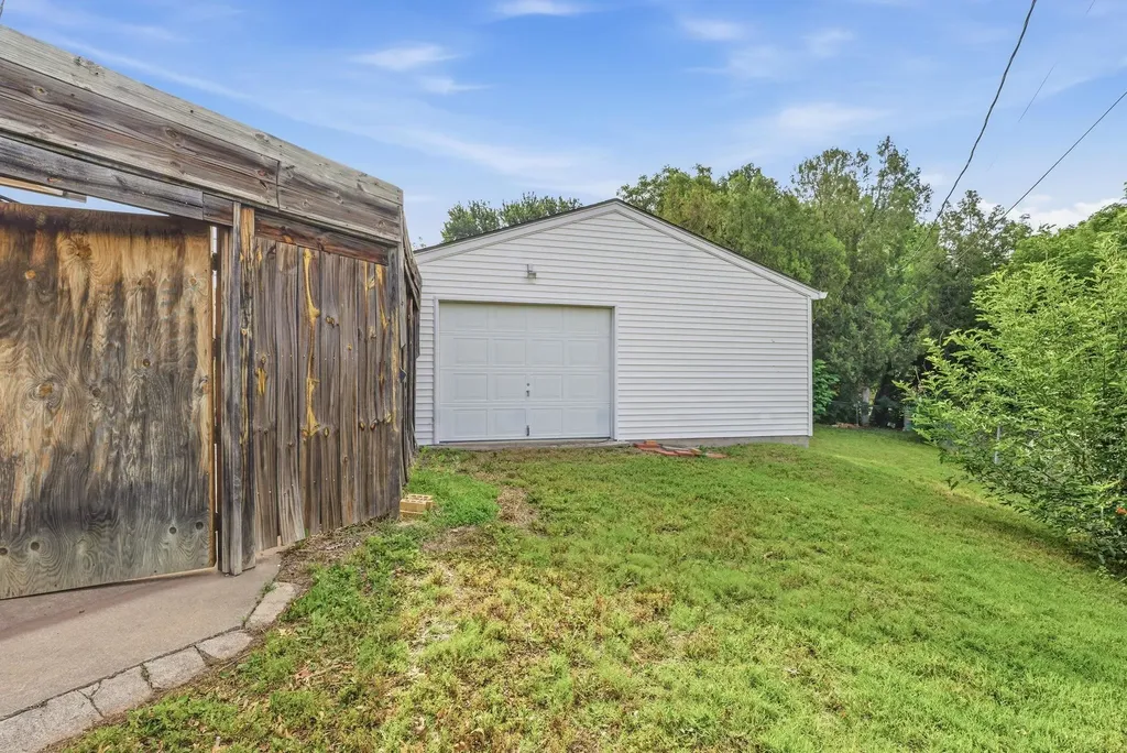 6015 E Zimmerly Street Wichita KS 67218