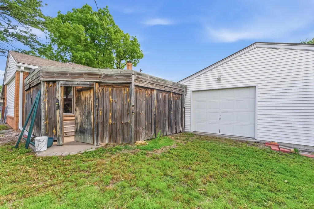 6015 E Zimmerly Street Wichita KS 67218