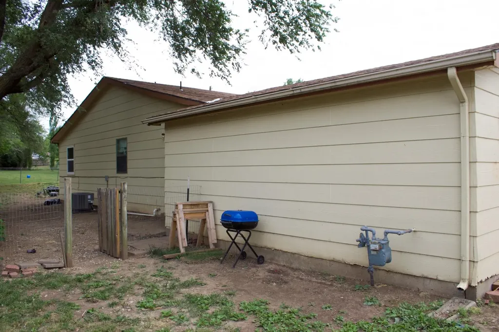 215 W Overlook Drive Derby KS 67037-2621