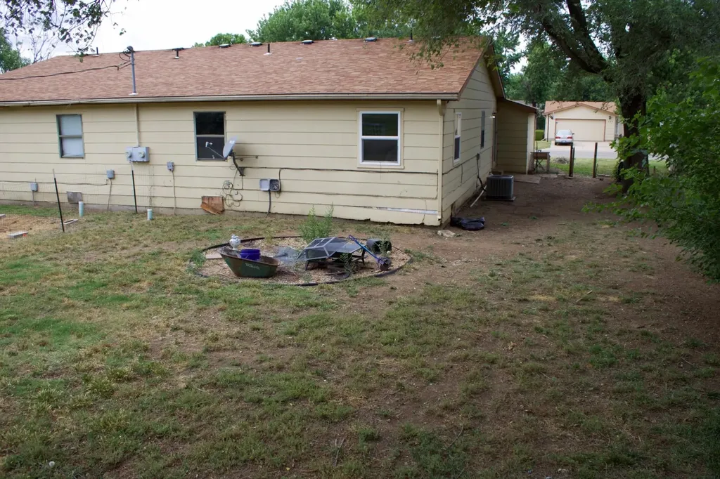 215 W Overlook Drive Derby KS 67037-2621