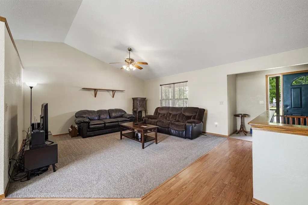 2037 N Ruger Circle Andover KS 67002-8102