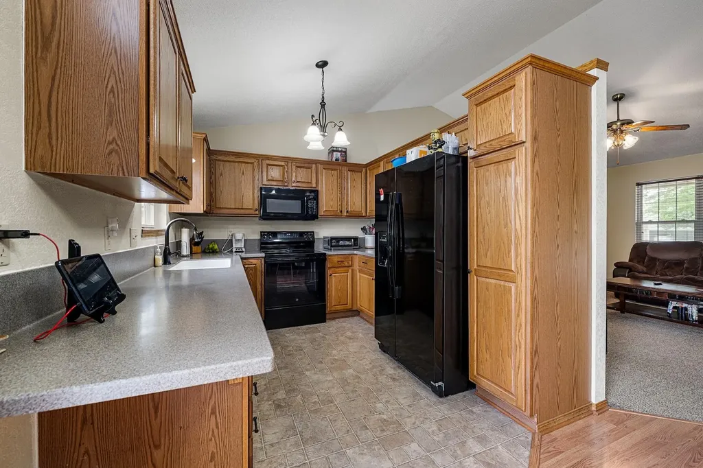 2037 N Ruger Circle Andover KS 67002-8102