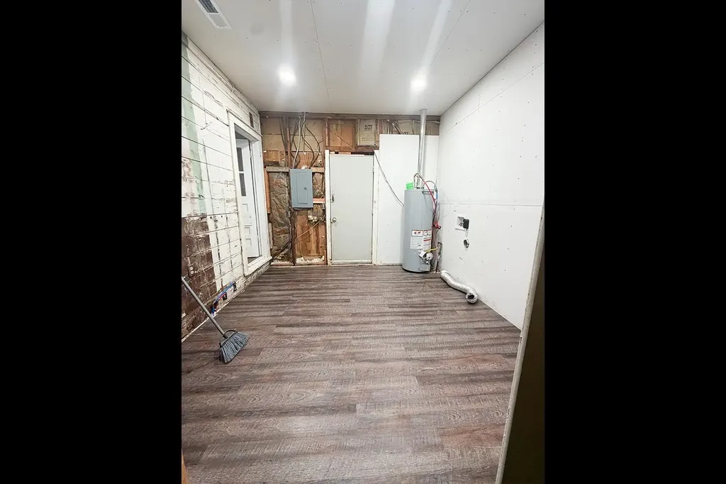 633 Harding Wichita KS 67208