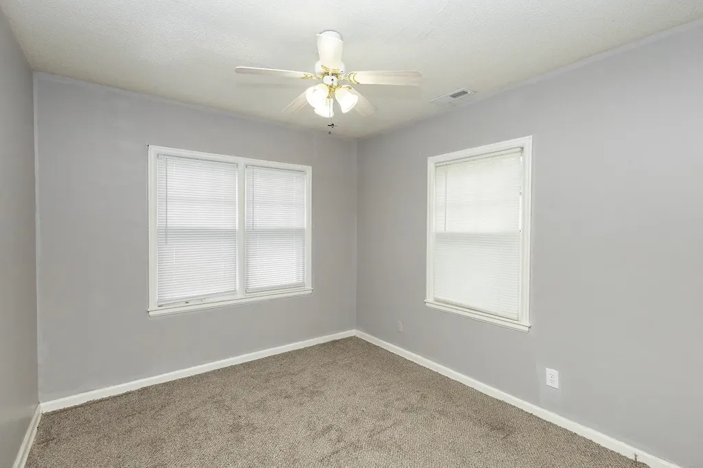 633 Harding Wichita KS 67208