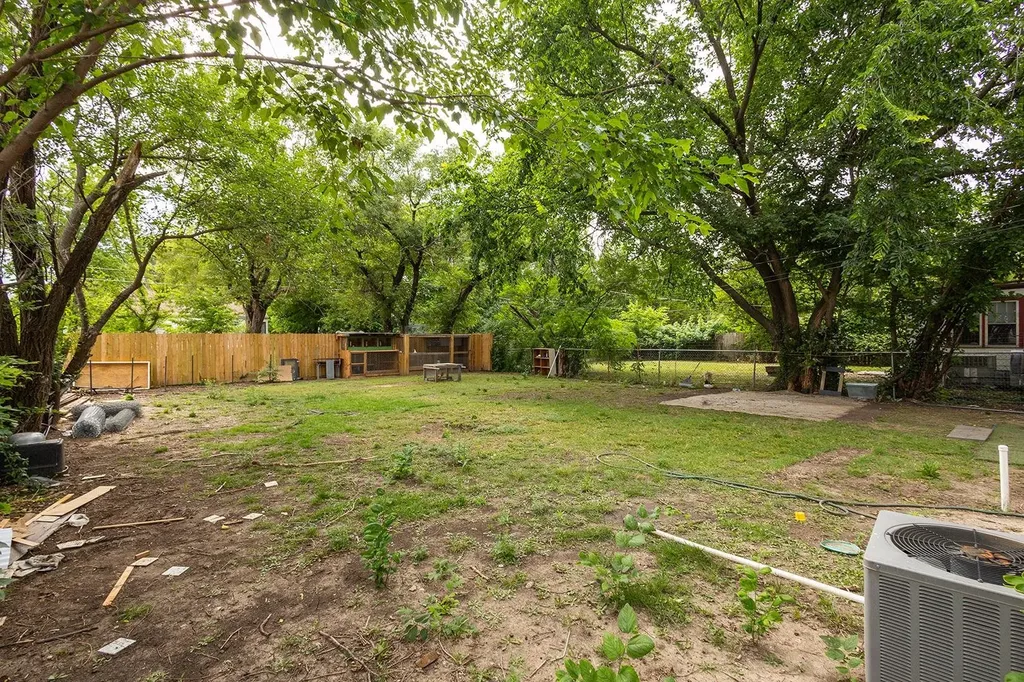 633 Harding Wichita KS 67208