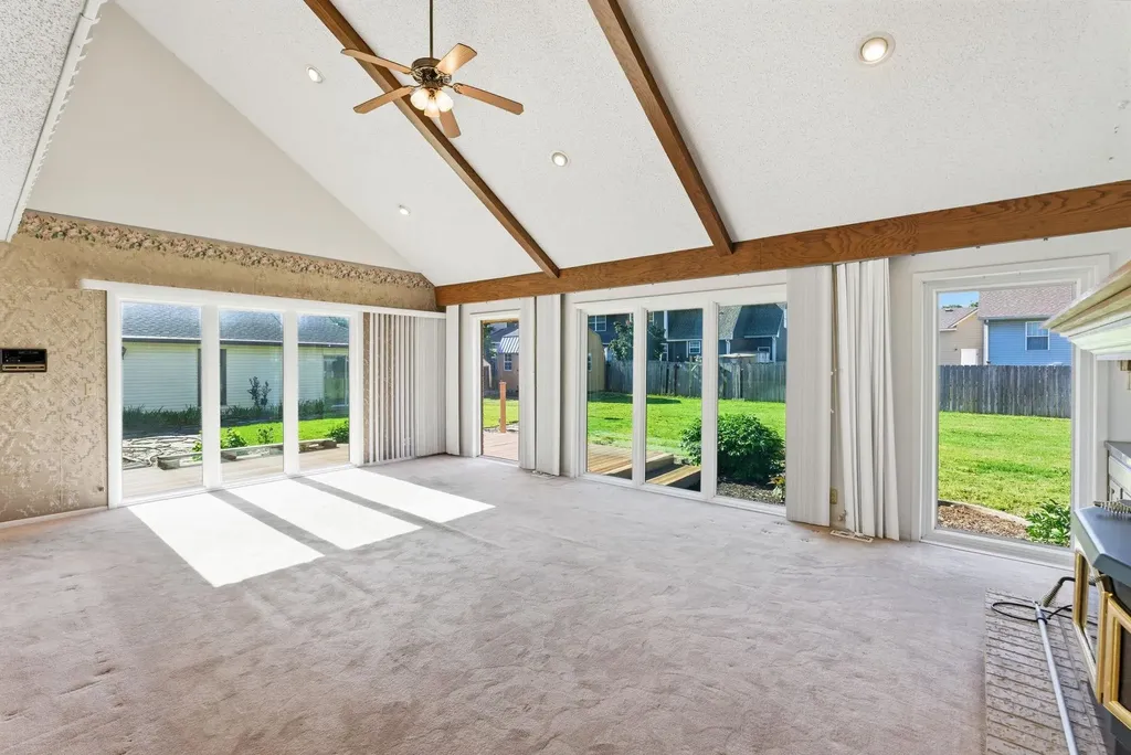 1501 Sandalwood Drive Haysville KS 67060