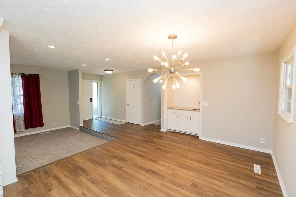526 E Park Lane Derby KS 67037