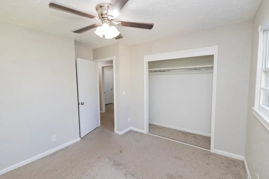 526 E Park Lane Derby KS 67037