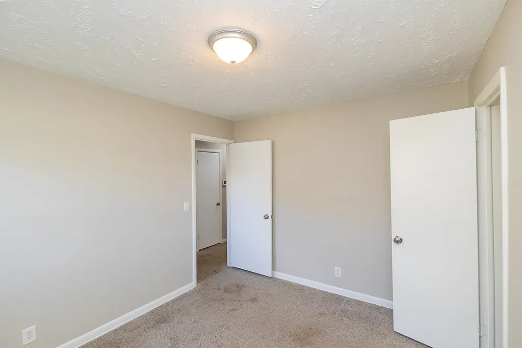526 E Park Lane Derby KS 67037