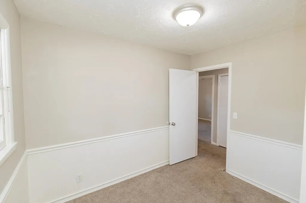 526 E Park Lane Derby KS 67037