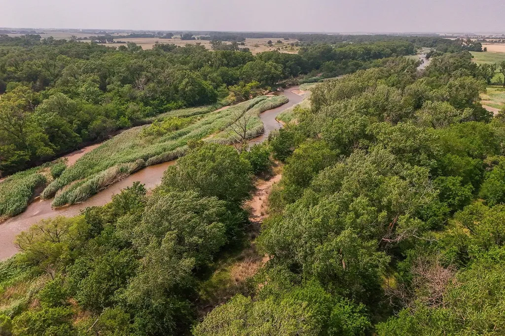 42.21 Acres E Long View Burrton KS 67020