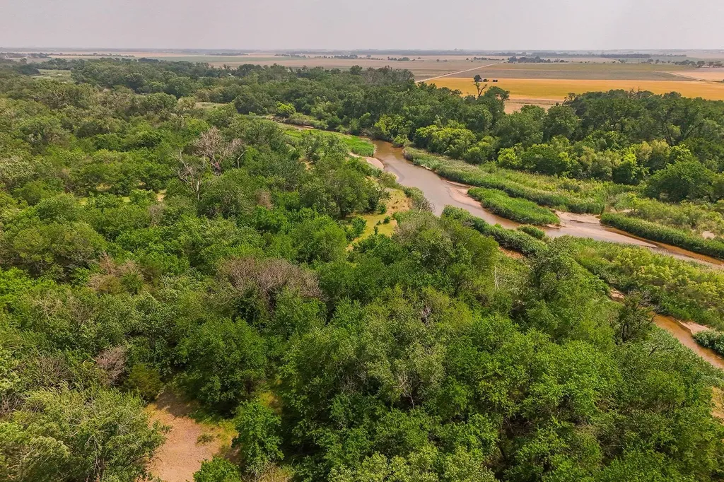 42.21 Acres E Long View Burrton KS 67020