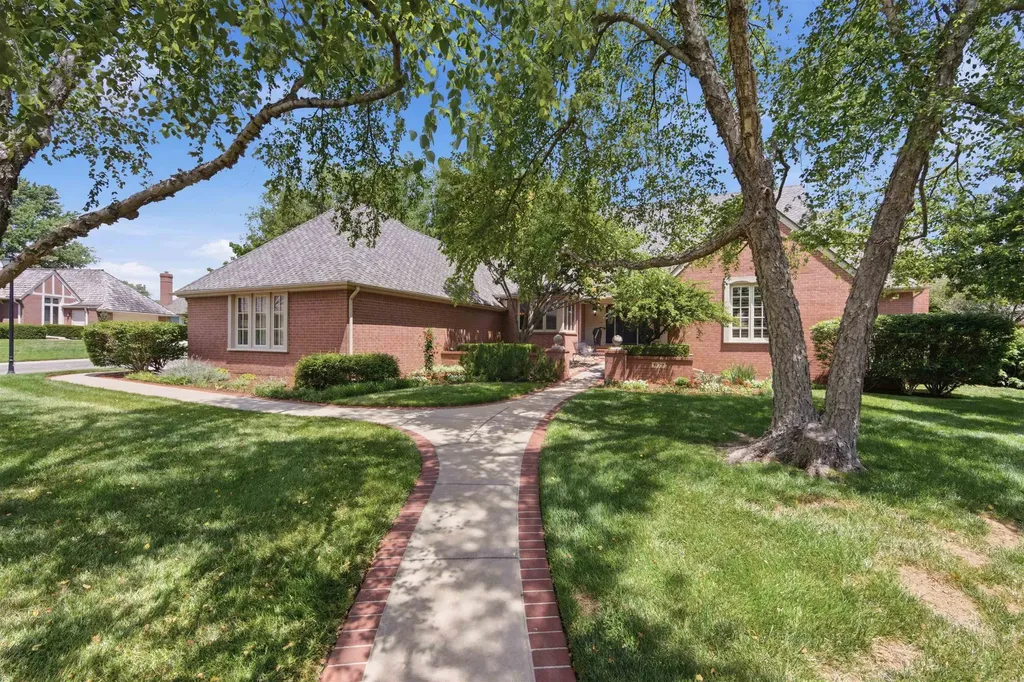 9120 E Autumn Chase Wichita KS 67206