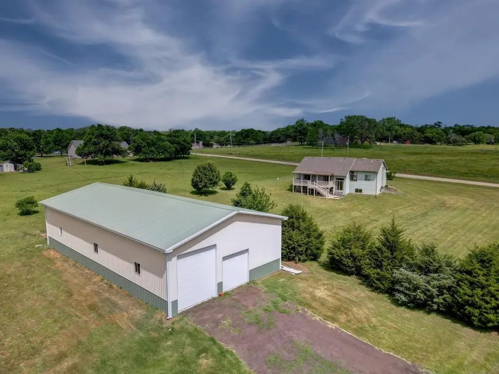 10307 Quail Lane Arkansas City KS 67005