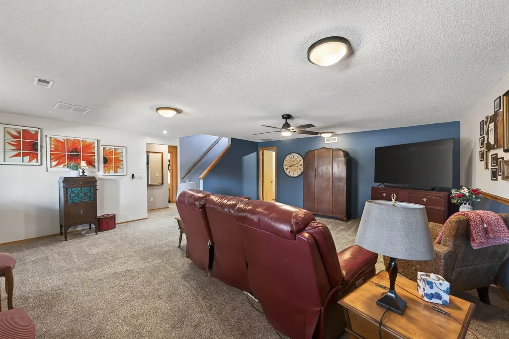 13901 W Ponderosa Wichita KS 67235