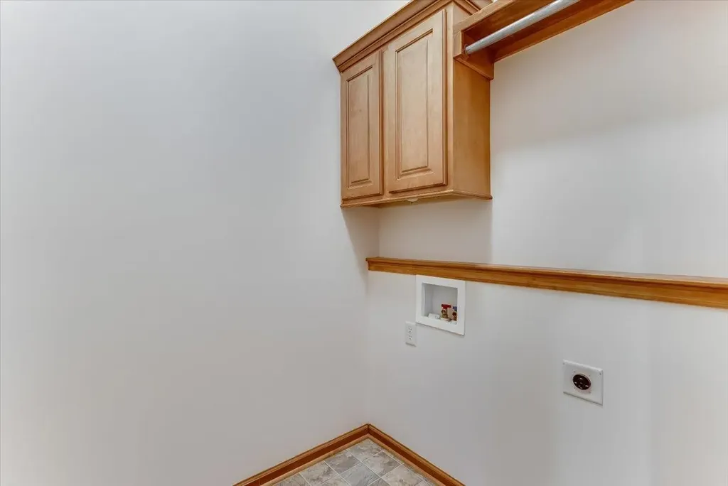 2531 N Rough Creek Derby KS 67037