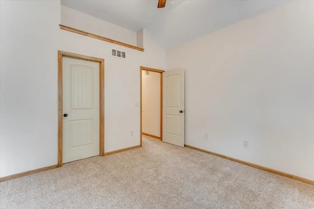 2531 N Rough Creek Derby KS 67037