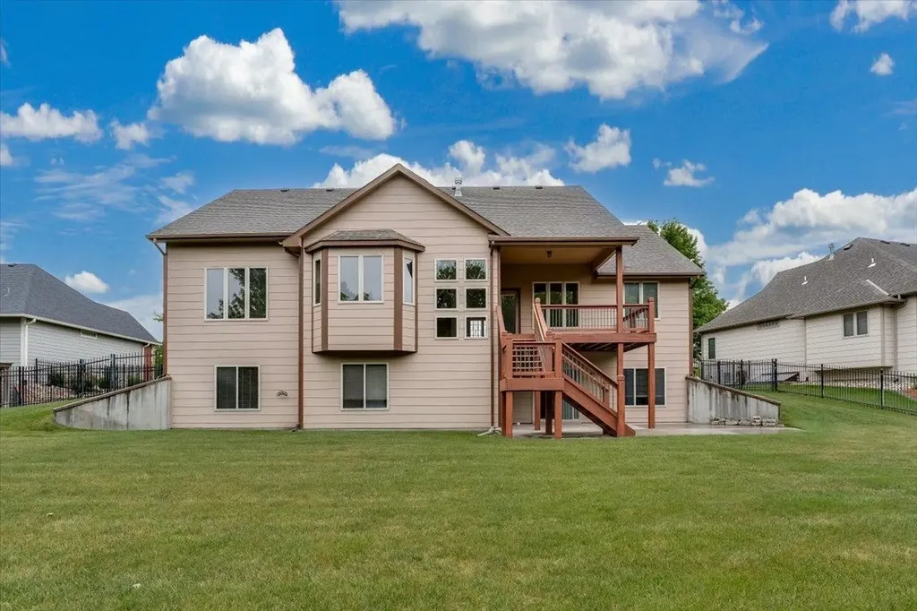 2531 N Rough Creek Derby KS 67037