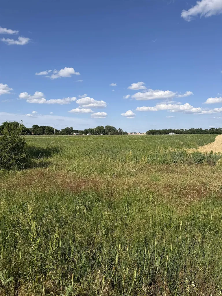 Lot 7 E Bobwhite Estates Valley Center KS 67147
