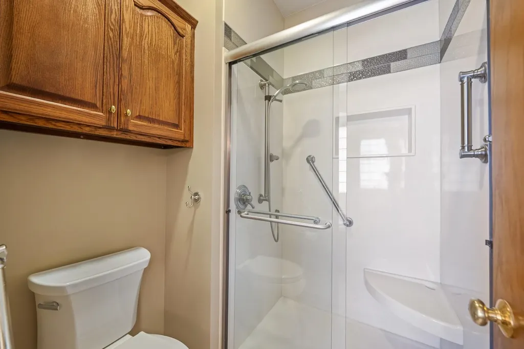 3131 N Forest Lakes Court Wichita KS 67205-1905