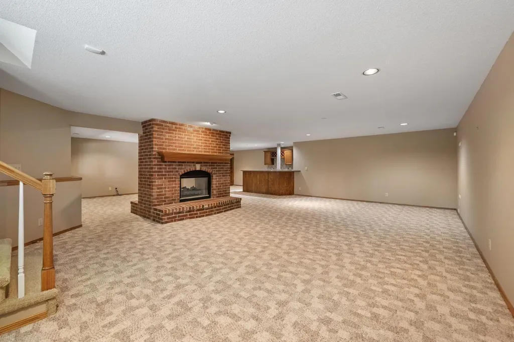 3131 N Forest Lakes Court Wichita KS 67205-1905