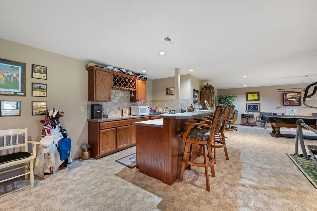 3131 N Forest Lakes Court Wichita KS 67205-1905