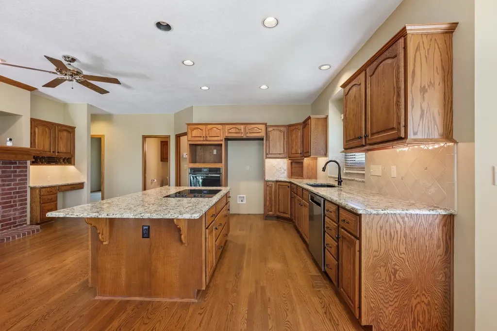 3131 N Forest Lakes Court Wichita KS 67205-1905
