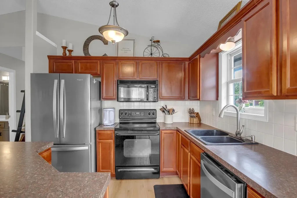 1603 E Cedar Tree Street Park City KS 67219