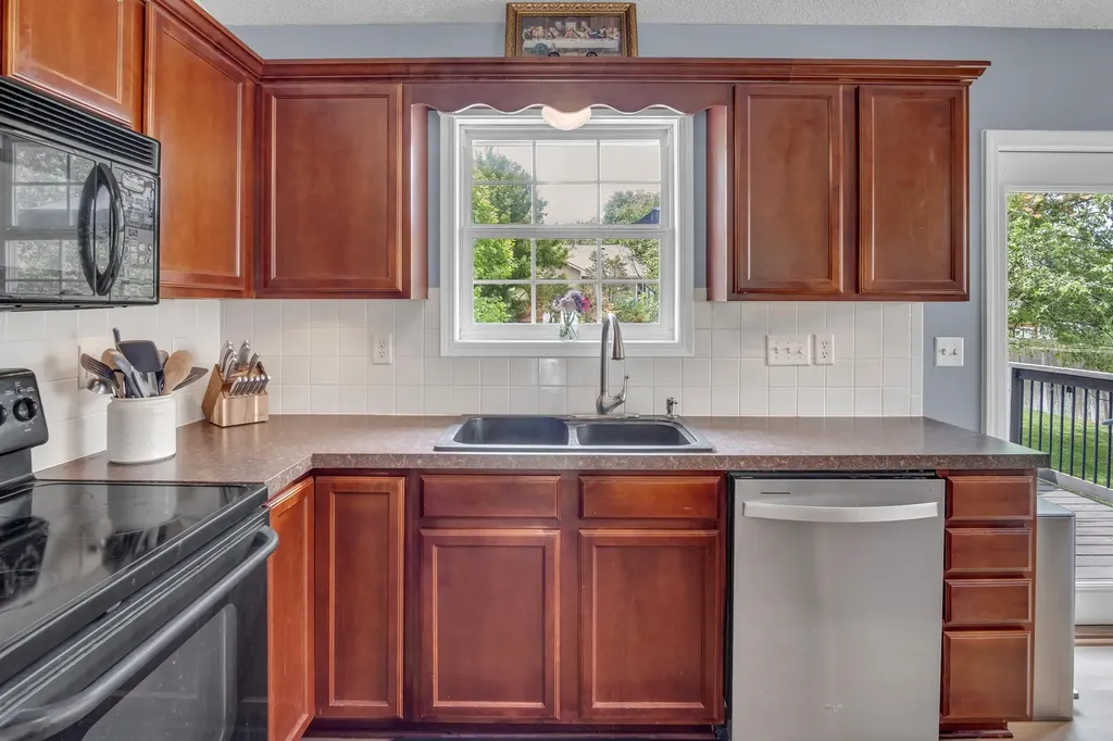 1603 E Cedar Tree Street Park City KS 67219