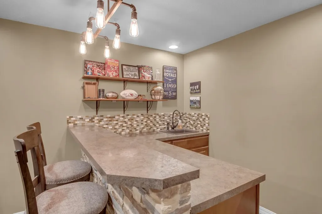 1603 E Cedar Tree Street Park City KS 67219