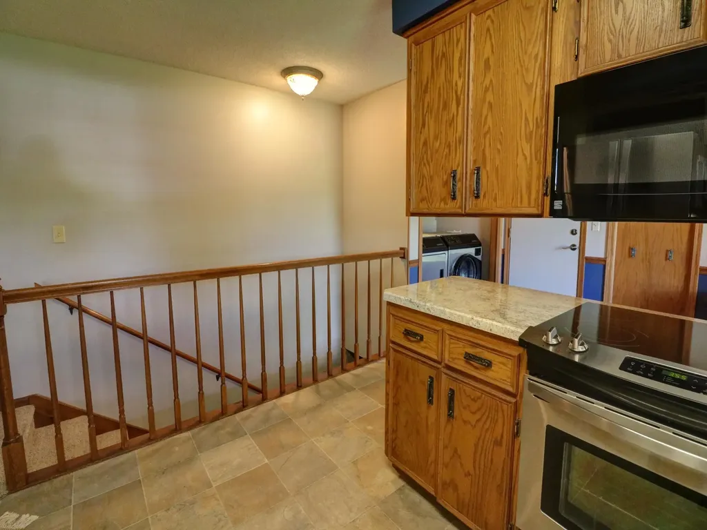 3231 Red Fox Lane Newton KS 67114