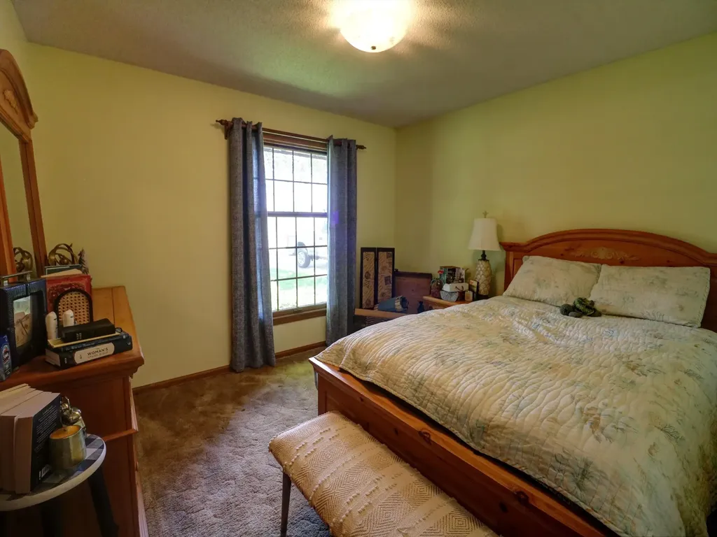 3231 Red Fox Lane Newton KS 67114