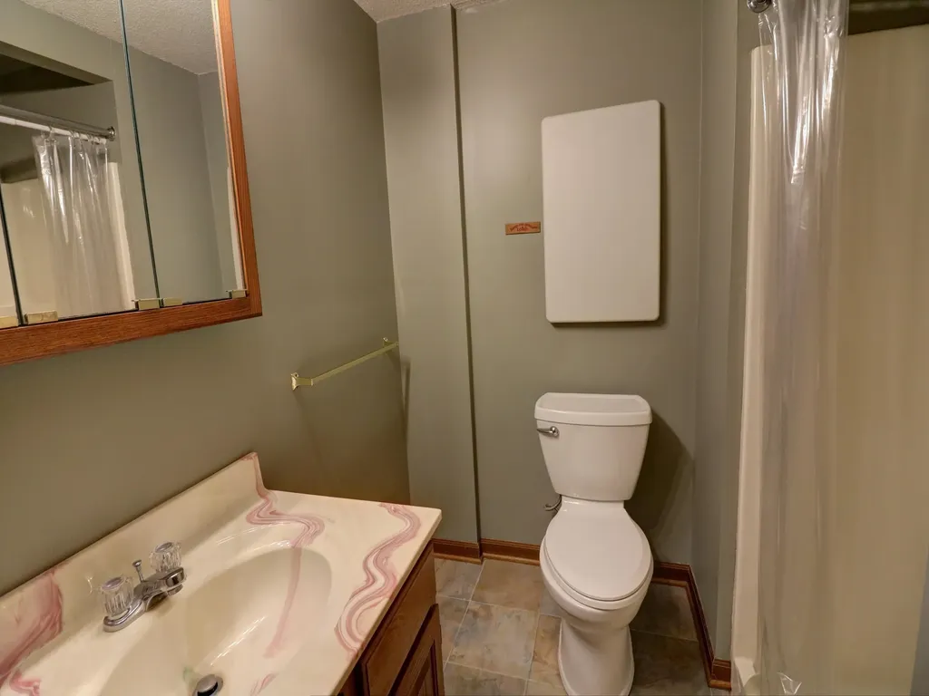 3231 Red Fox Lane Newton KS 67114