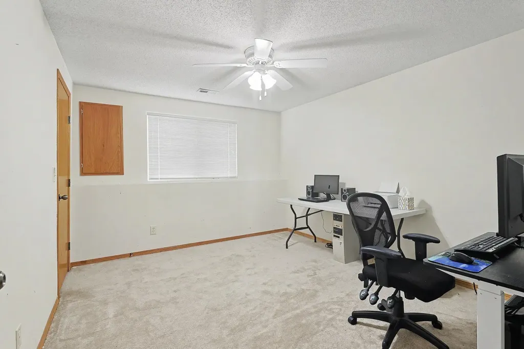 10502 W Lamp Wichita KS 67215