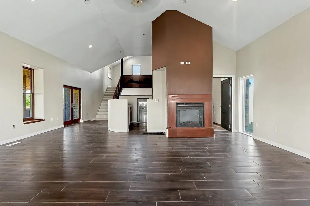 1827 SE 20th Street El Dorado KS 67042