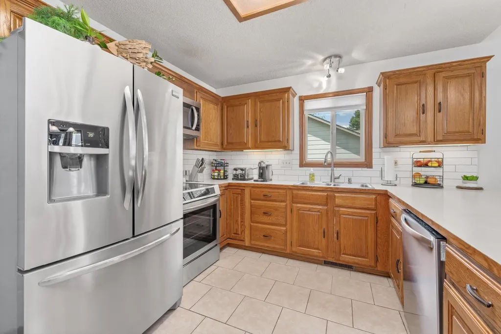 7307 W Barrington Court Wichita KS 67212