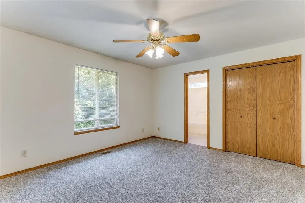 2302 N Shefford Circle Wichita KS 67205
