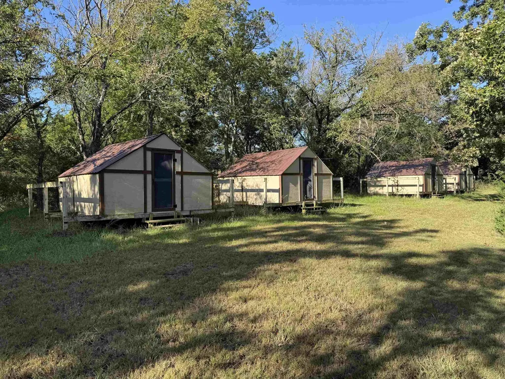 9236 SE Quivera Road Leon KS 67074
