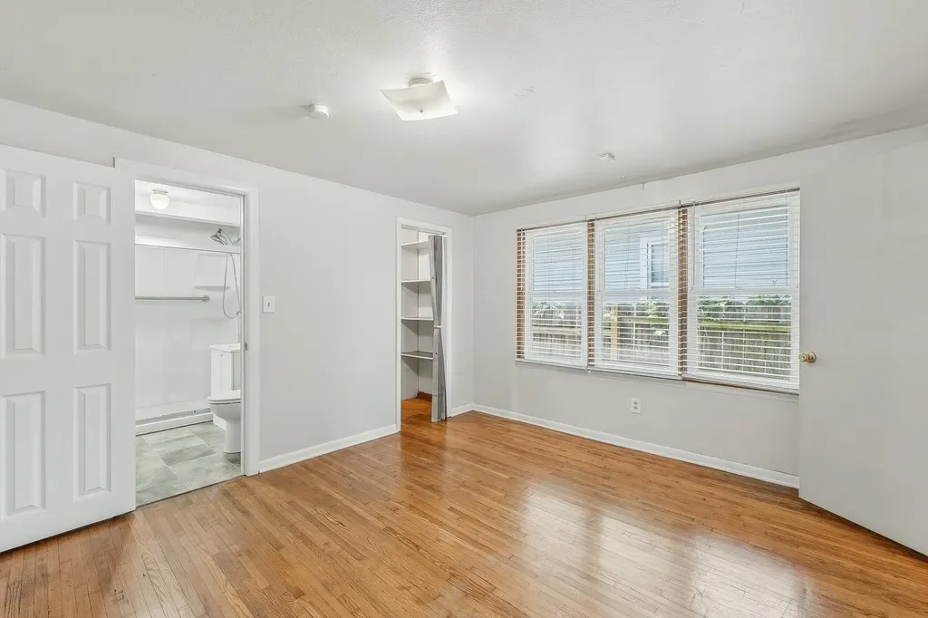 1702 S Greenwood Avenue Wichita KS 67211