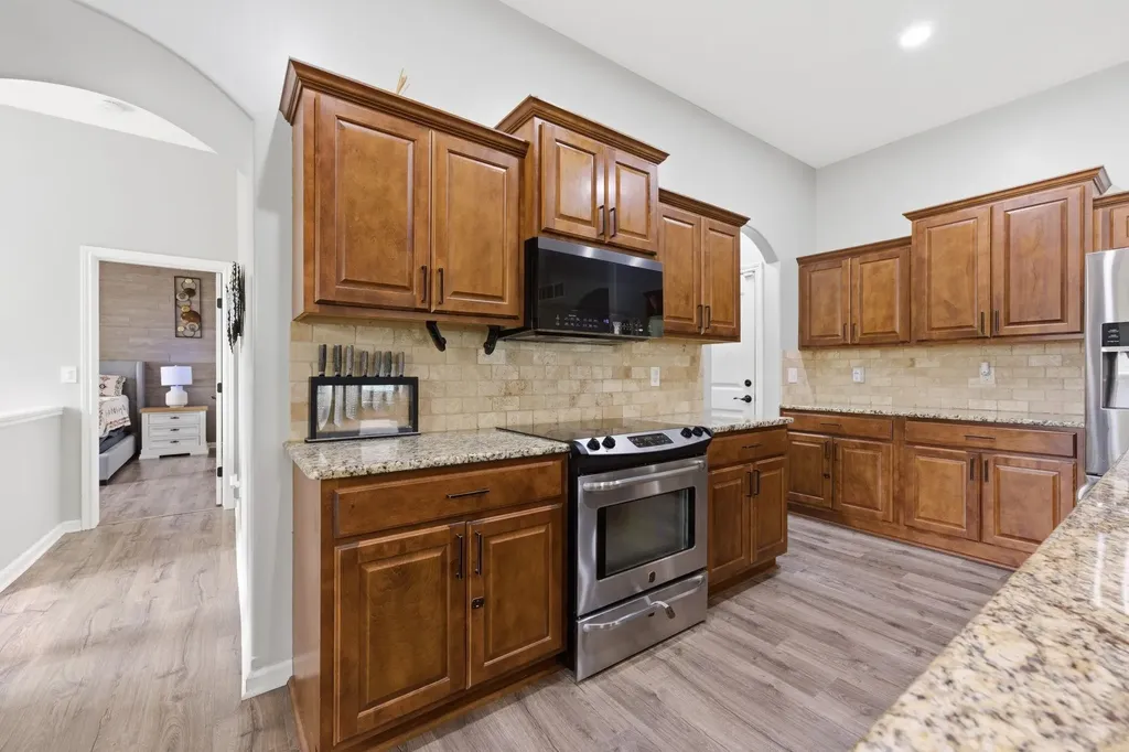 518 N Jaax Street Wichita KS 67235