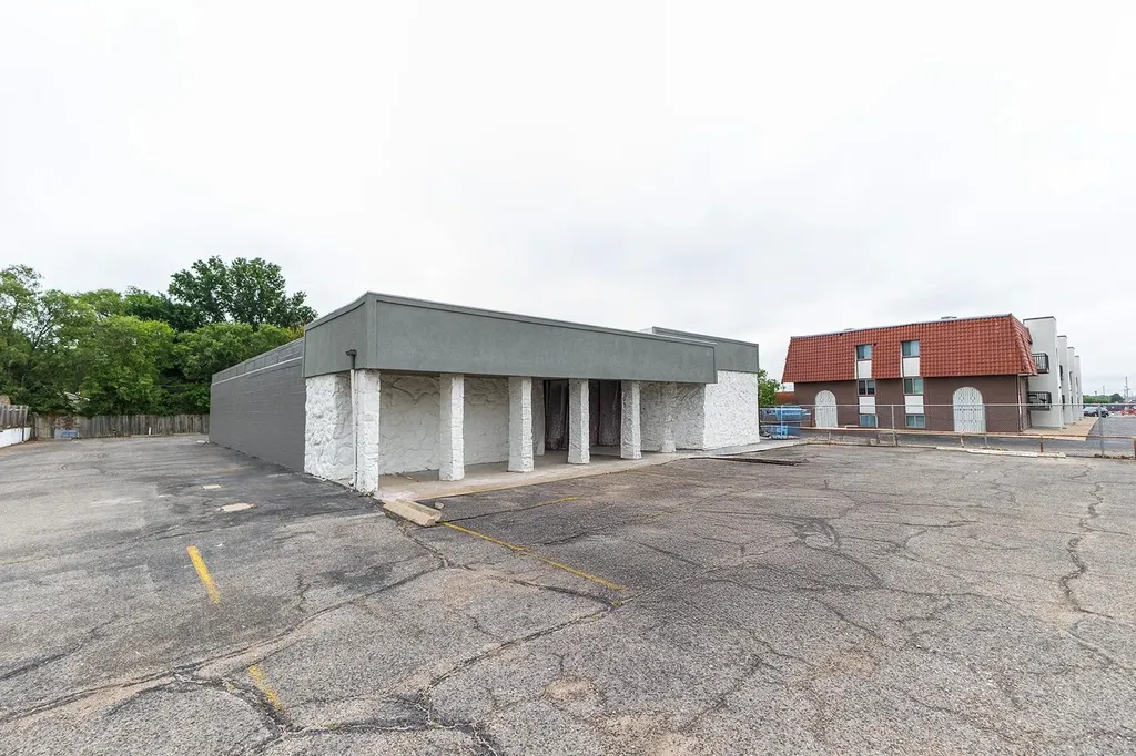 2234 S Oliver Wichita KS 67218