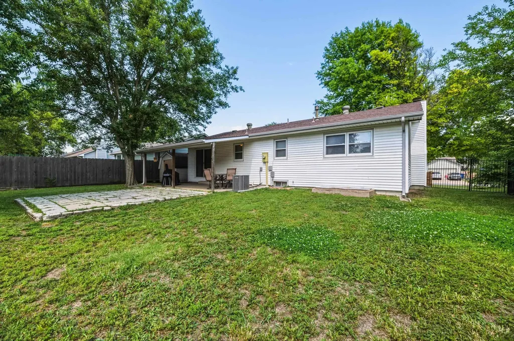 4109 N Danbury Street Bel Aire KS 67220