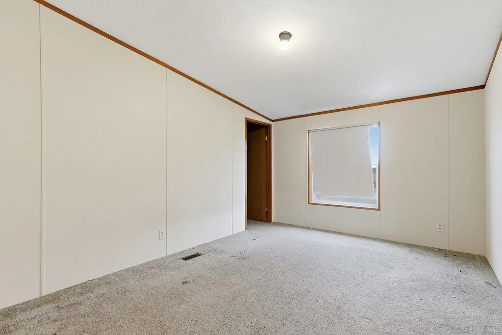 21311 85th Road Winfield KS 67156
