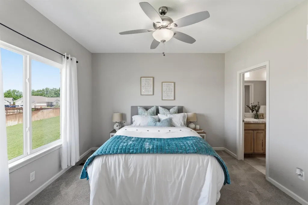 1809 S Stephanie Street Wichita KS 67207-1136