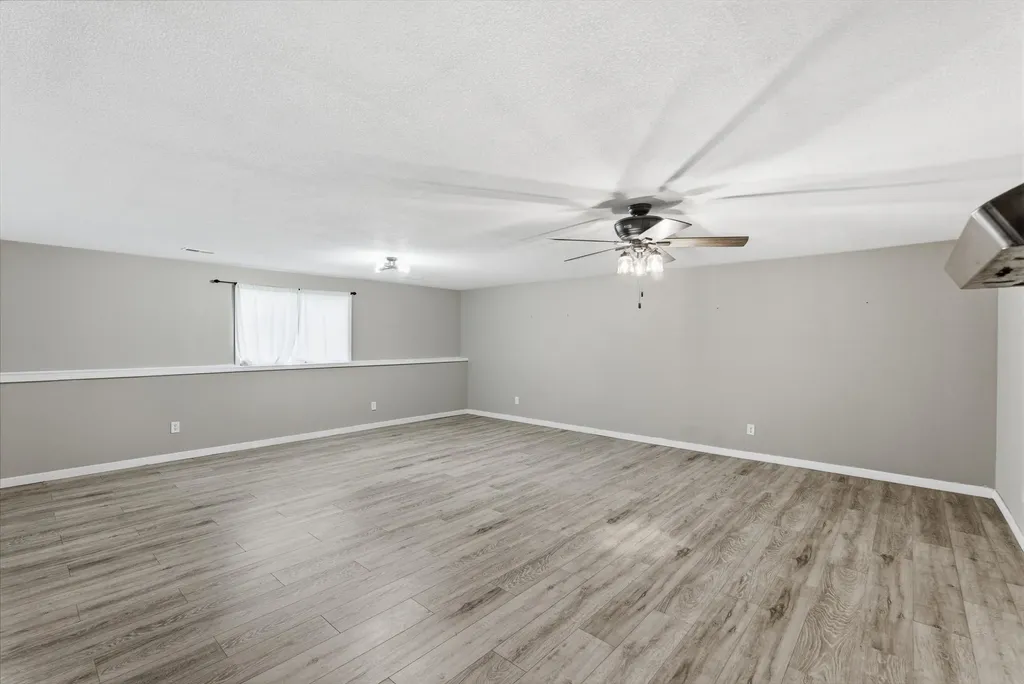 1809 S Stephanie Street Wichita KS 67207-1136