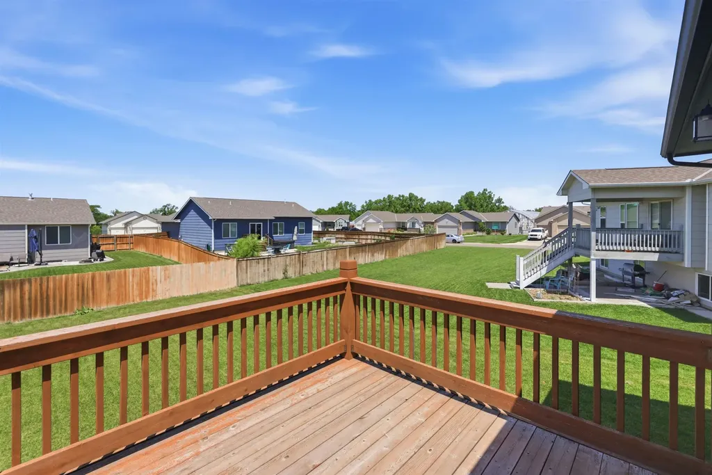 1809 S Stephanie Street Wichita KS 67207-1136